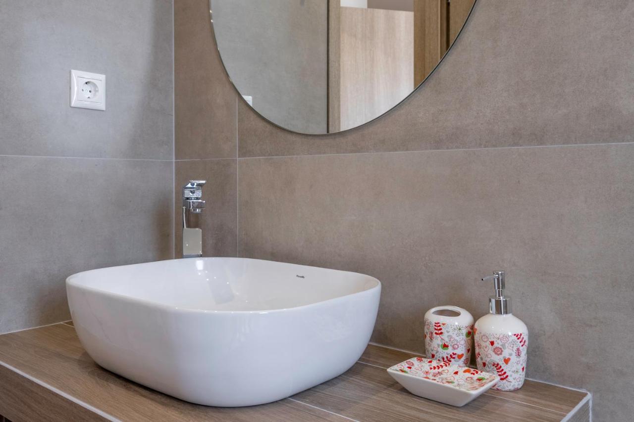 Divine 2Br Apartment In The Heart Of Atenas Exterior foto